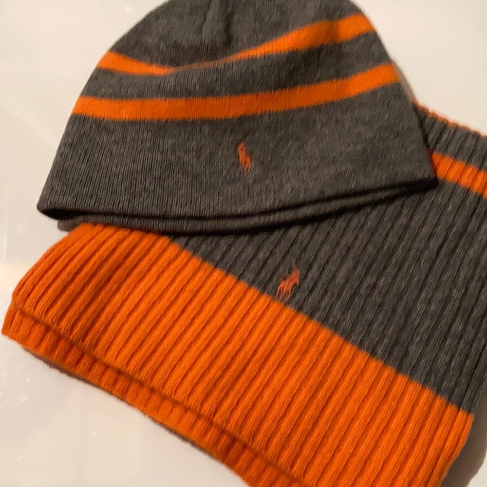 Hat & Scarf